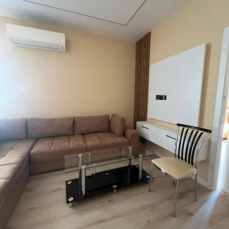 Cozy Furnished Near In Appartement